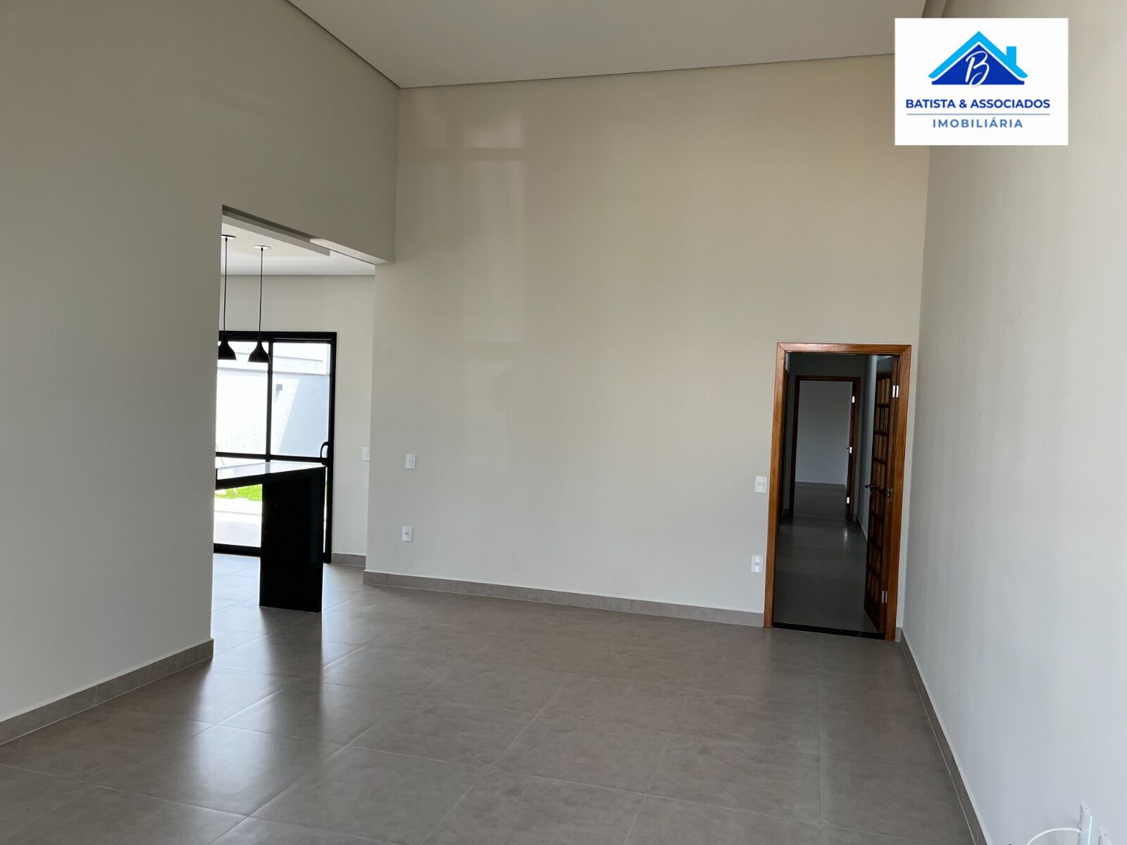 Casa à venda com 3 quartos, 172m² - Foto 4