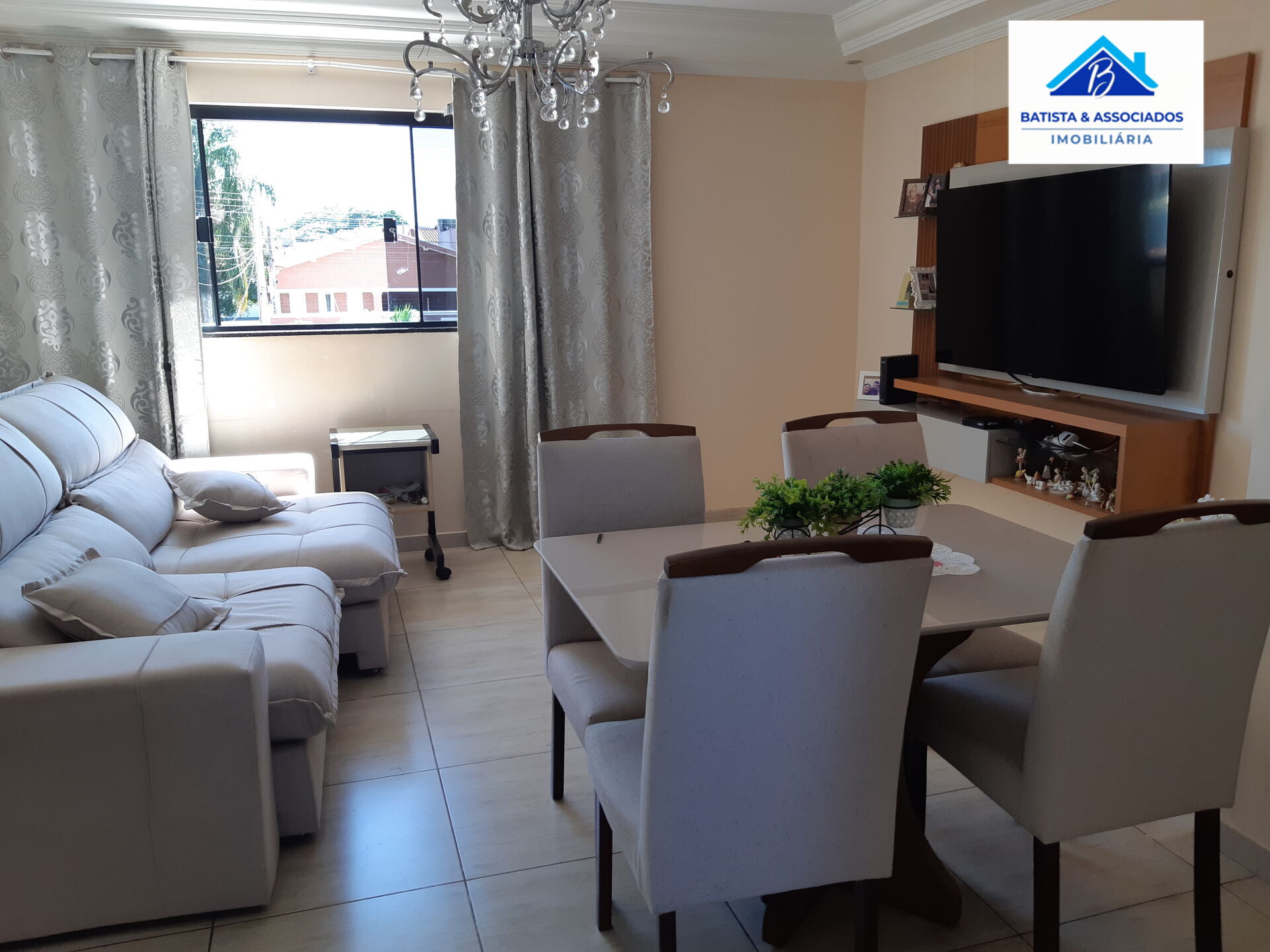 Sobrado, 3 quartos, 272 m² - Foto 1