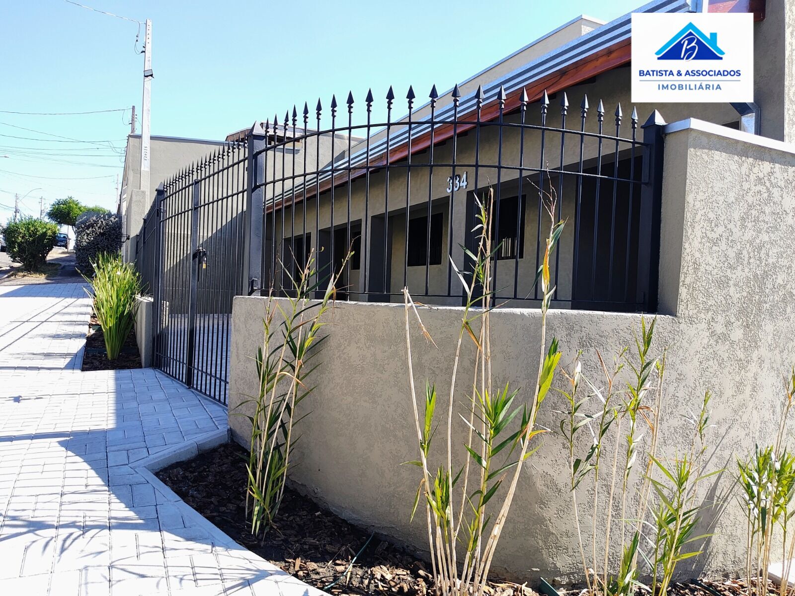 Casa para alugar com 3 quartos, 182m² - Foto 2
