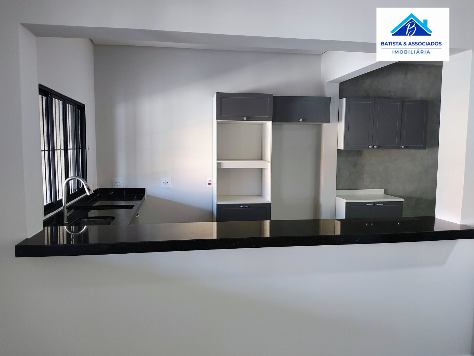 Casa para alugar com 3 quartos, 182m² - Foto 11