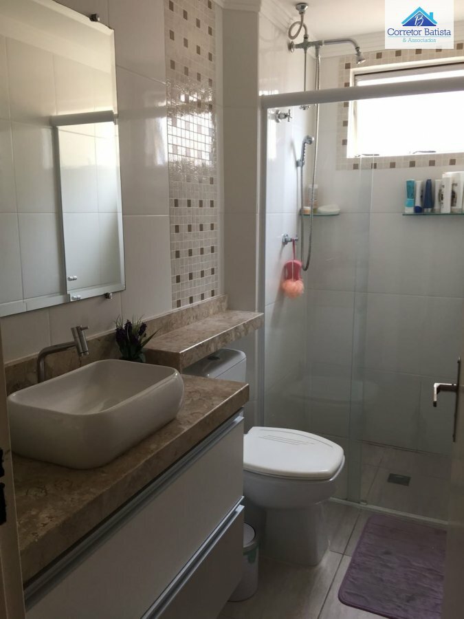 Apartamento à venda com 2 quartos, 64m² - Foto 4