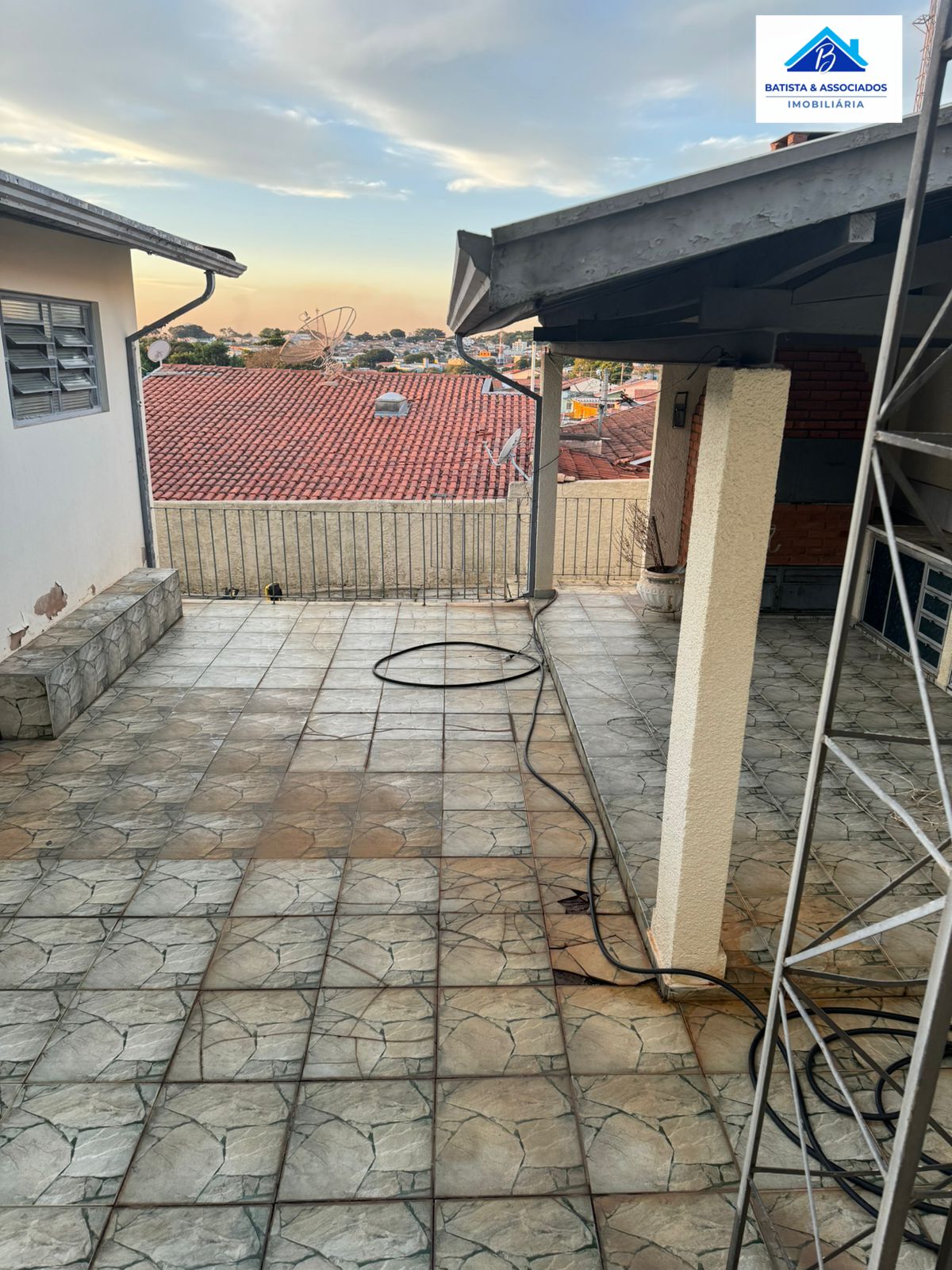 Casa à venda com 3 quartos, 140m² - Foto 27