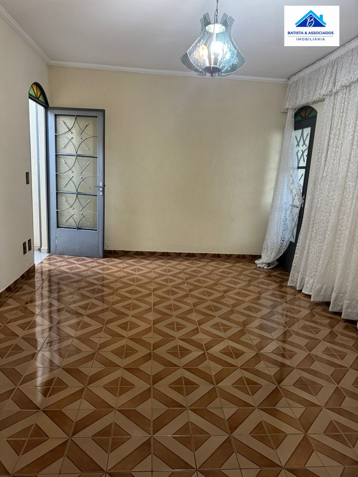 Casa à venda com 3 quartos, 140m² - Foto 3