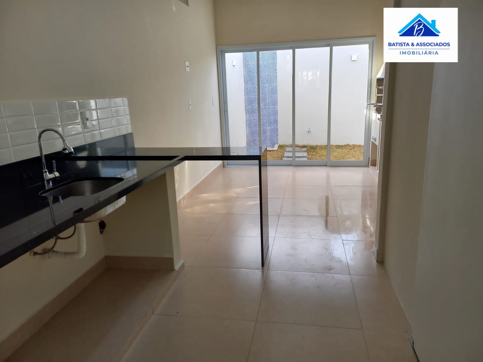 Casa à venda com 3 quartos, 126m² - Foto 19