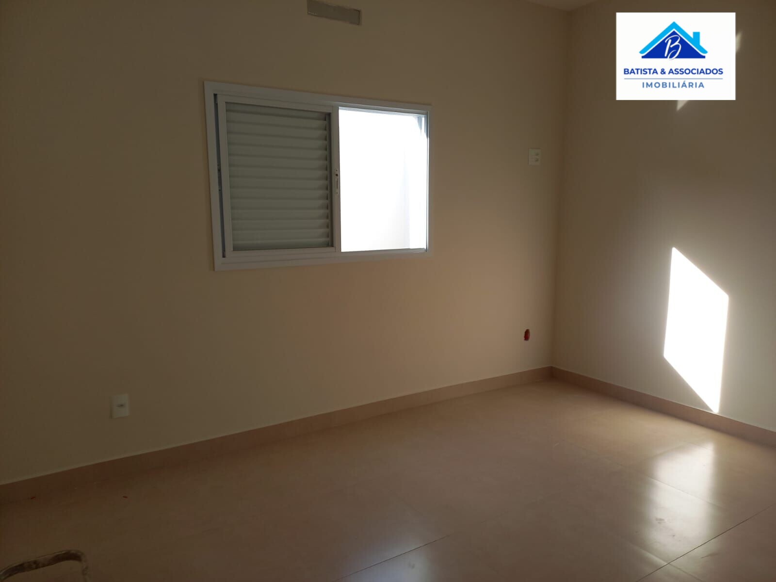 Casa à venda com 3 quartos, 126m² - Foto 18