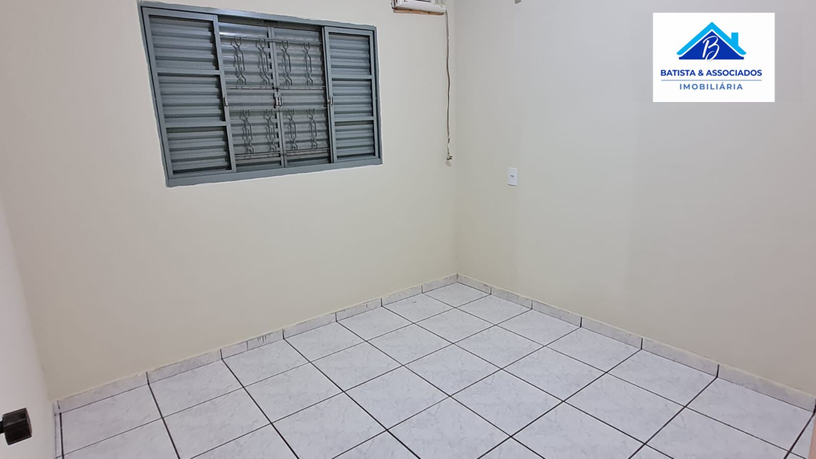 Casa à venda com 3 quartos, 80m² - Foto 10