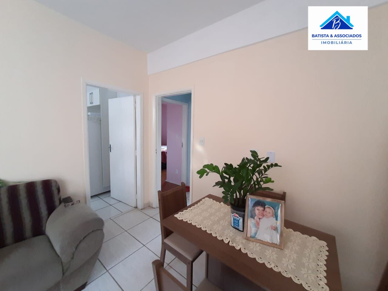 Apartamento à venda com 2 quartos, 62m² - Foto 8