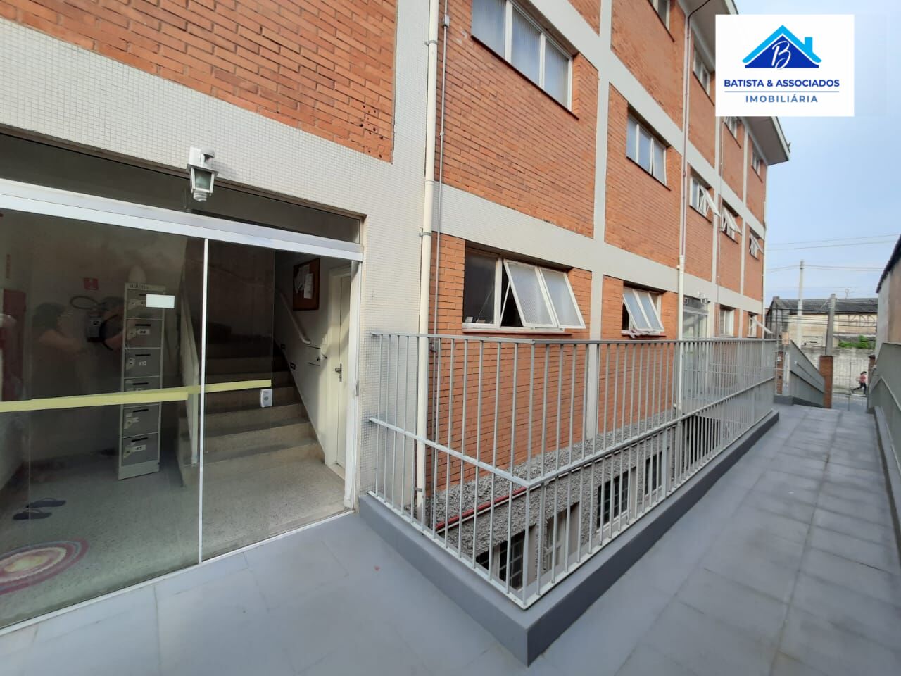 Apartamento à venda com 2 quartos, 62m² - Foto 3