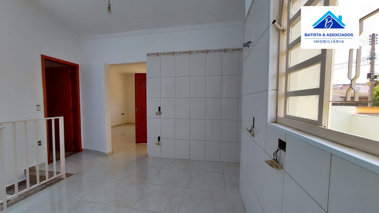 Casa à venda com 3 quartos, 132m² - Foto 3