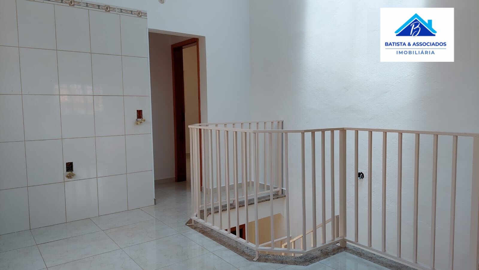 Casa à venda com 3 quartos, 132m² - Foto 6