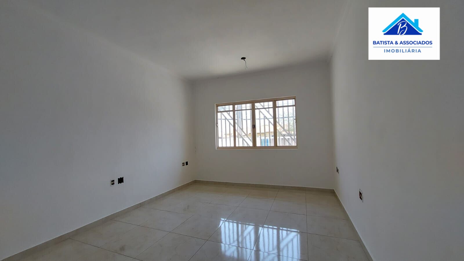 Casa à venda com 3 quartos, 132m² - Foto 9