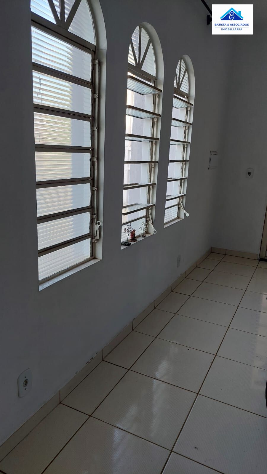 Casa à venda com 3 quartos, 130m² - Foto 5