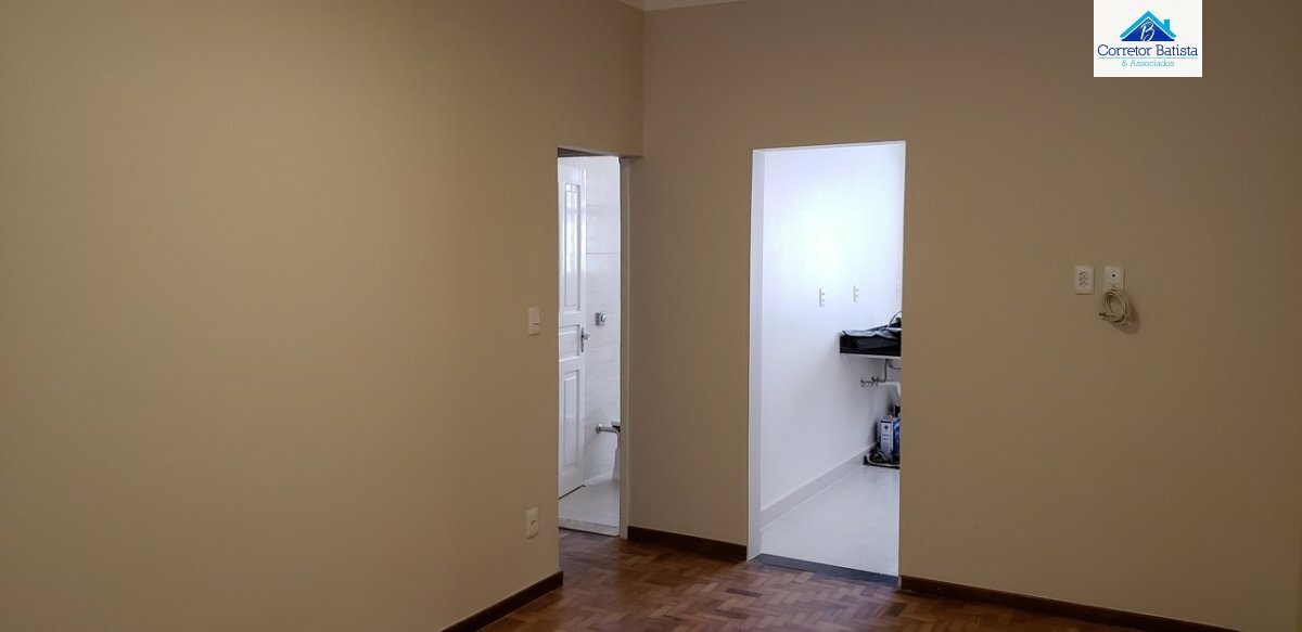 Casa à venda com 3 quartos, 241m² - Foto 5