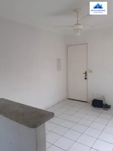 Apartamento à venda com 2 quartos, 45m² - Foto 3