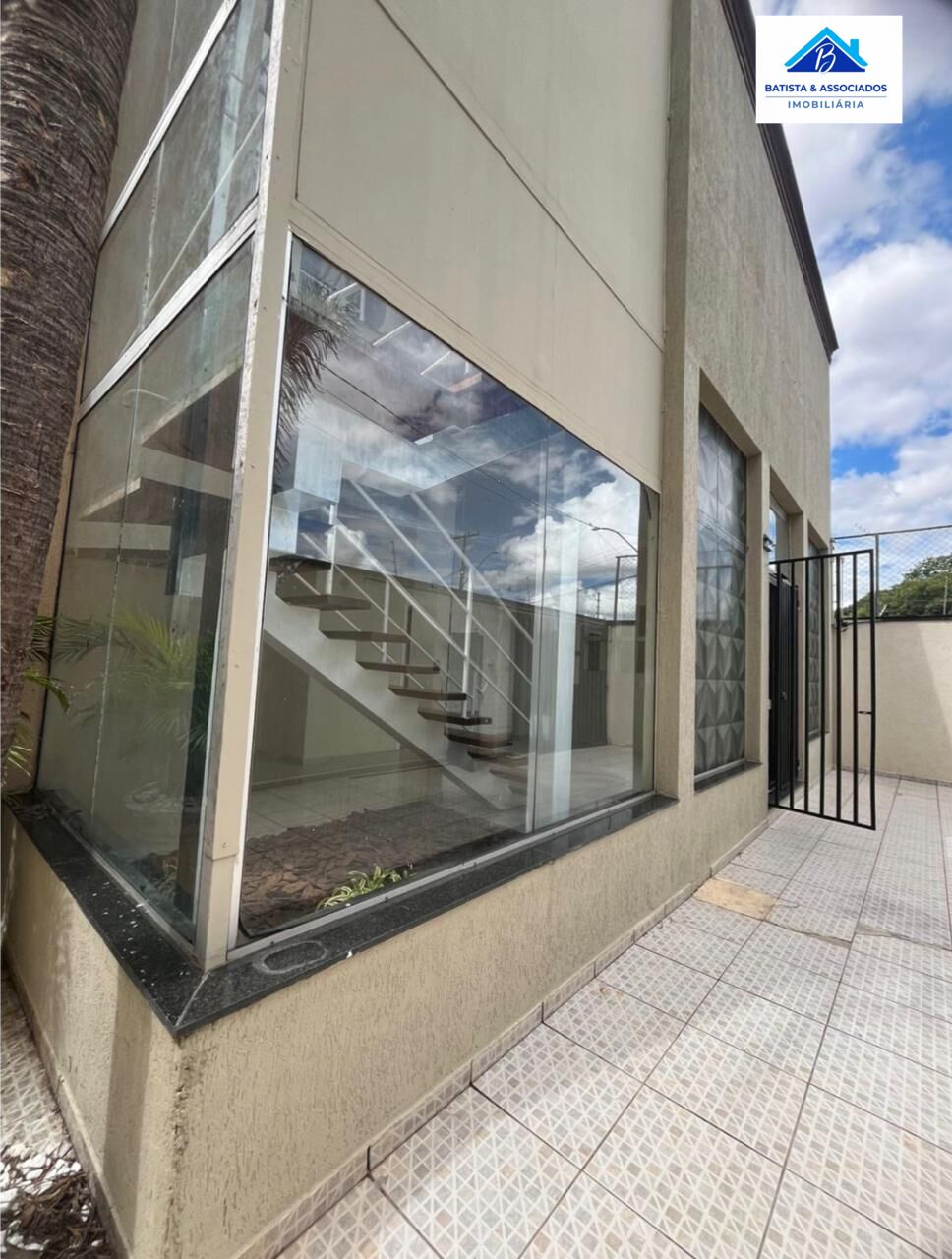 Casa, 3 quartos, 170 m² - Foto 2