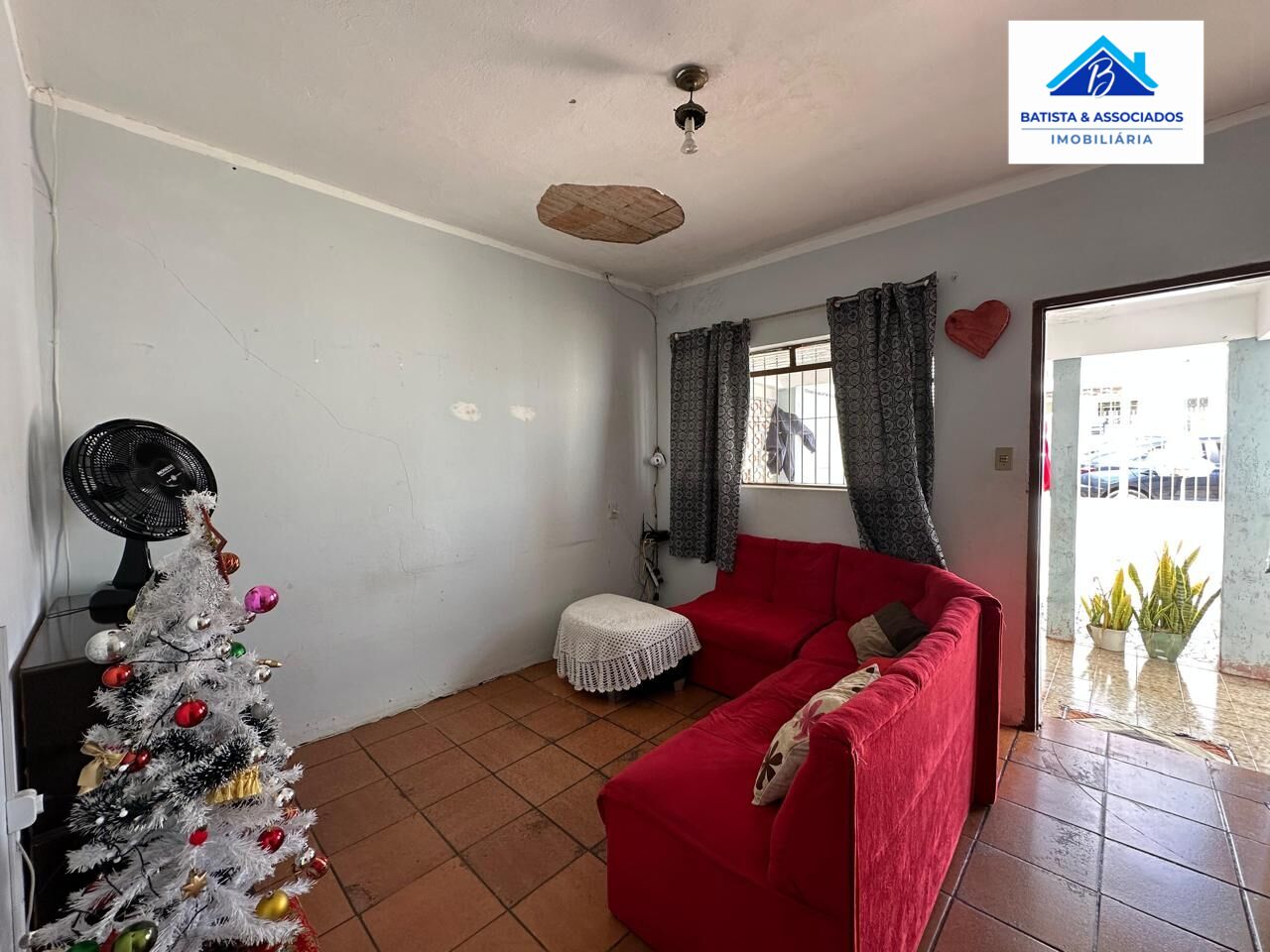 Casa à venda com 2 quartos, 250m² - Foto 4