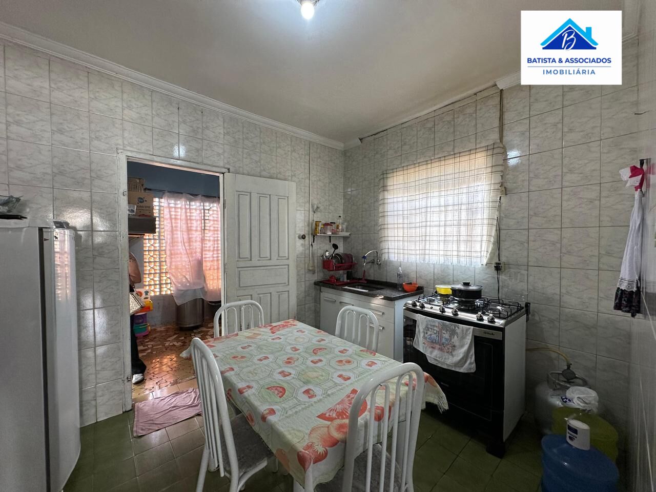 Casa à venda com 2 quartos, 250m² - Foto 5