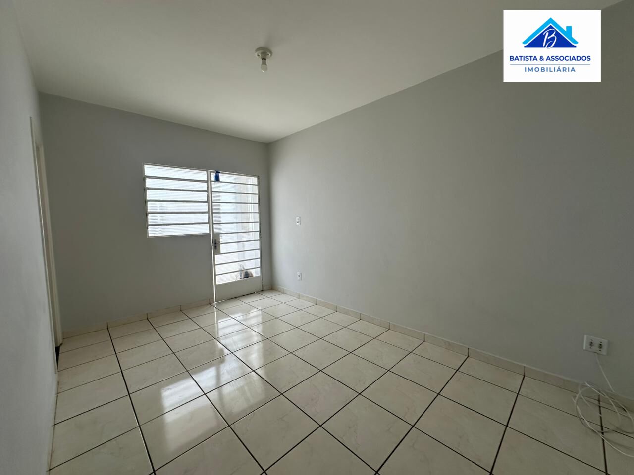 Apartamento à venda com 2 quartos, 71m² - Foto 1