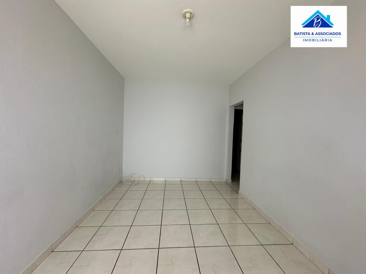 Apartamento à venda com 2 quartos, 71m² - Foto 2