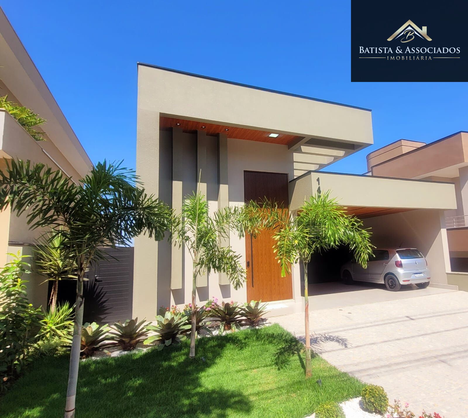 Casa, 4 quartos, 236 m² - Foto 1