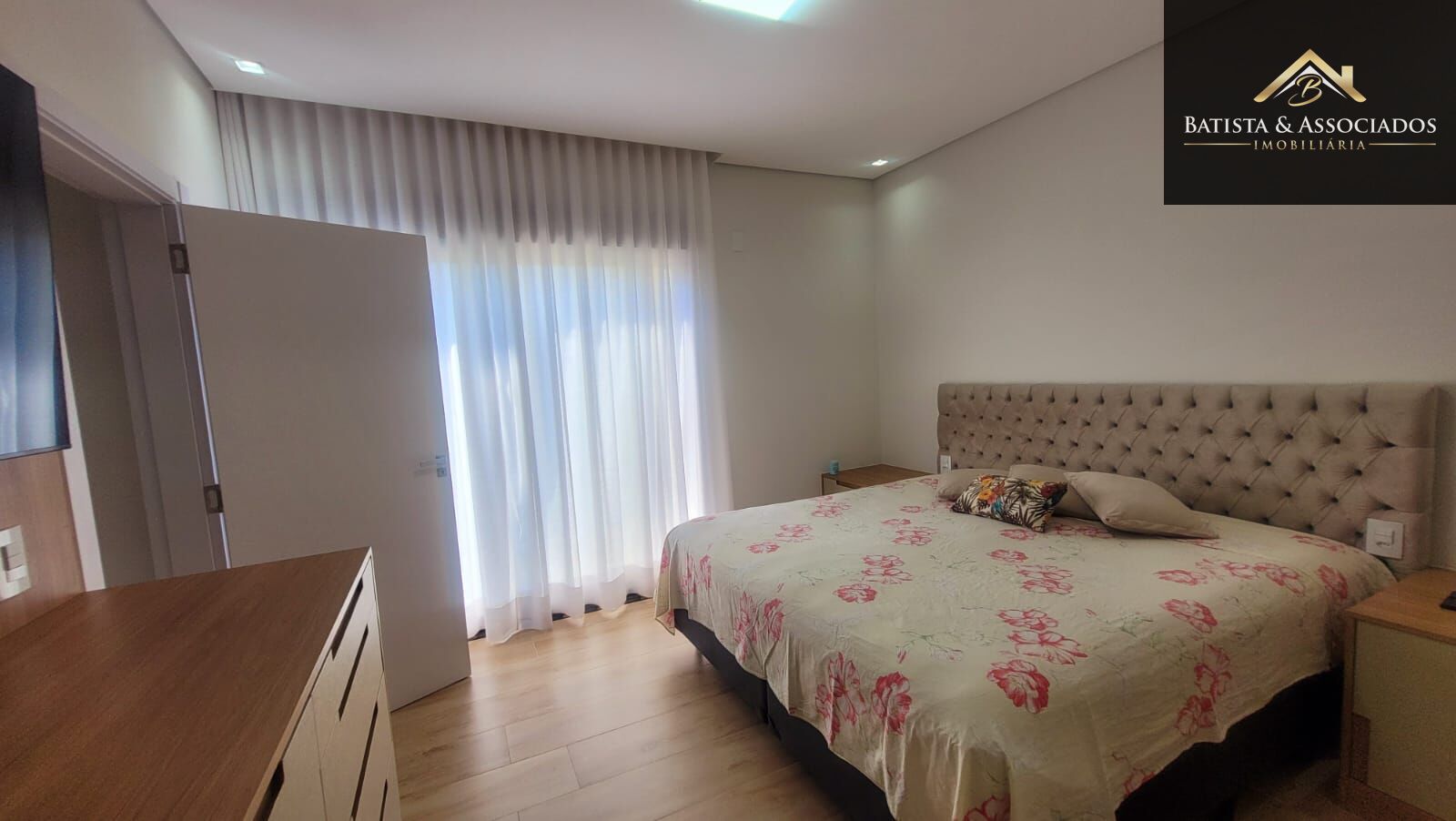 Casa, 4 quartos, 236 m² - Foto 31