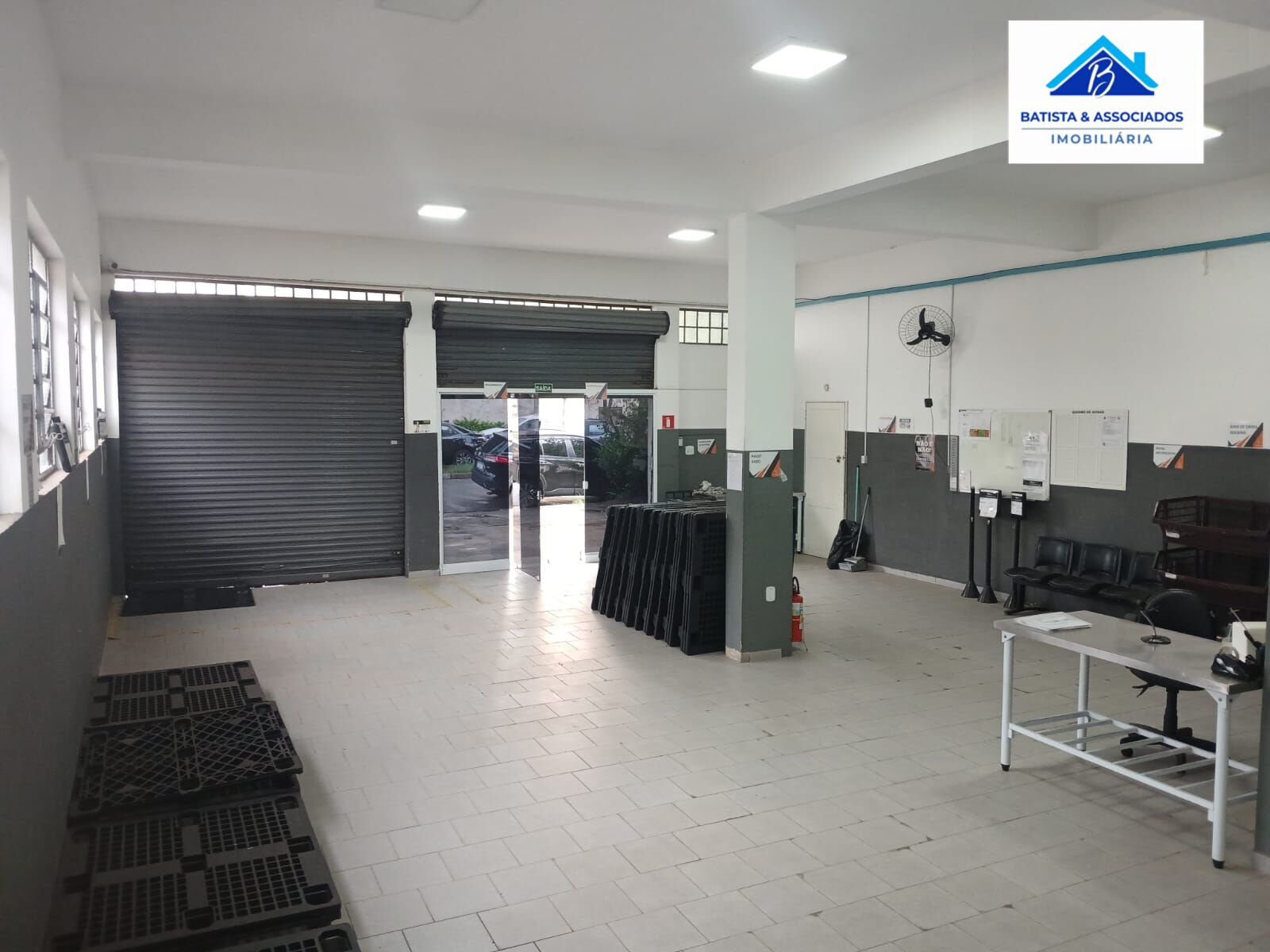 Loja-Salão, 180 m² - Foto 1