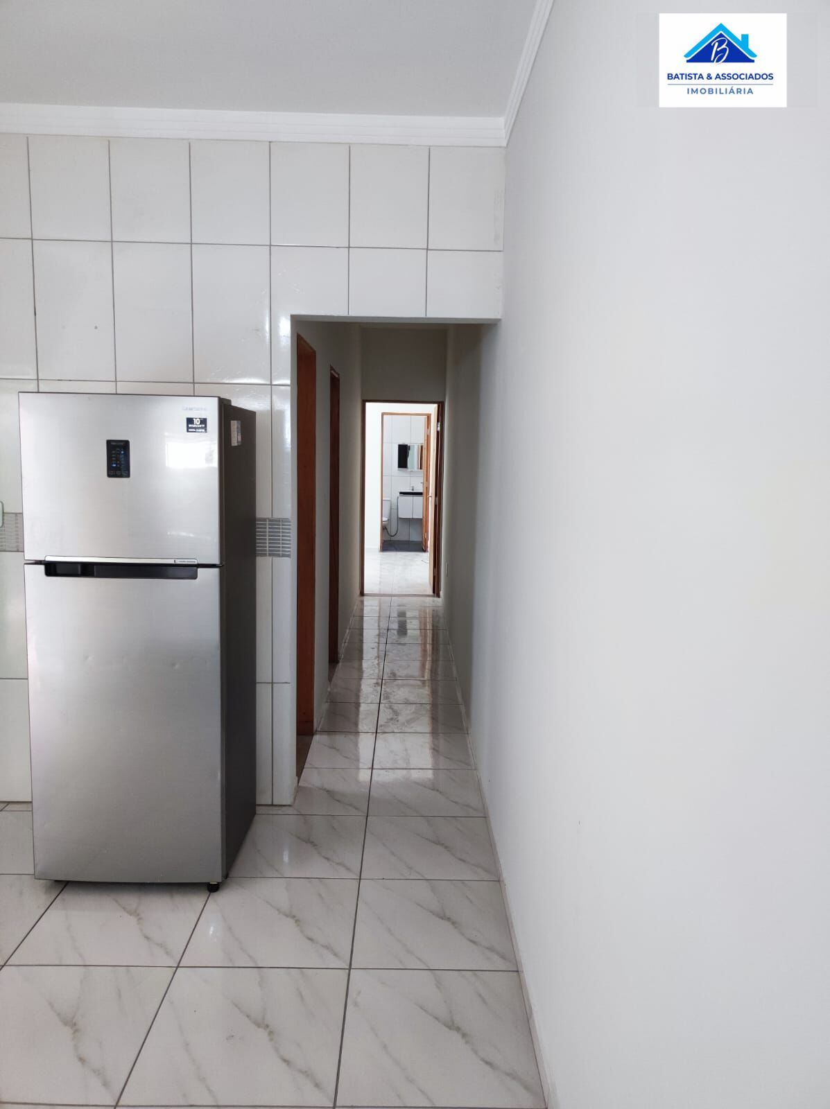 Casa à venda com 2 quartos, 70m² - Foto 11