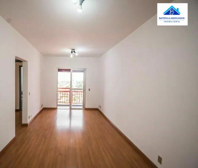 Apartamento à venda com 2 quartos, 65m² - Foto 2