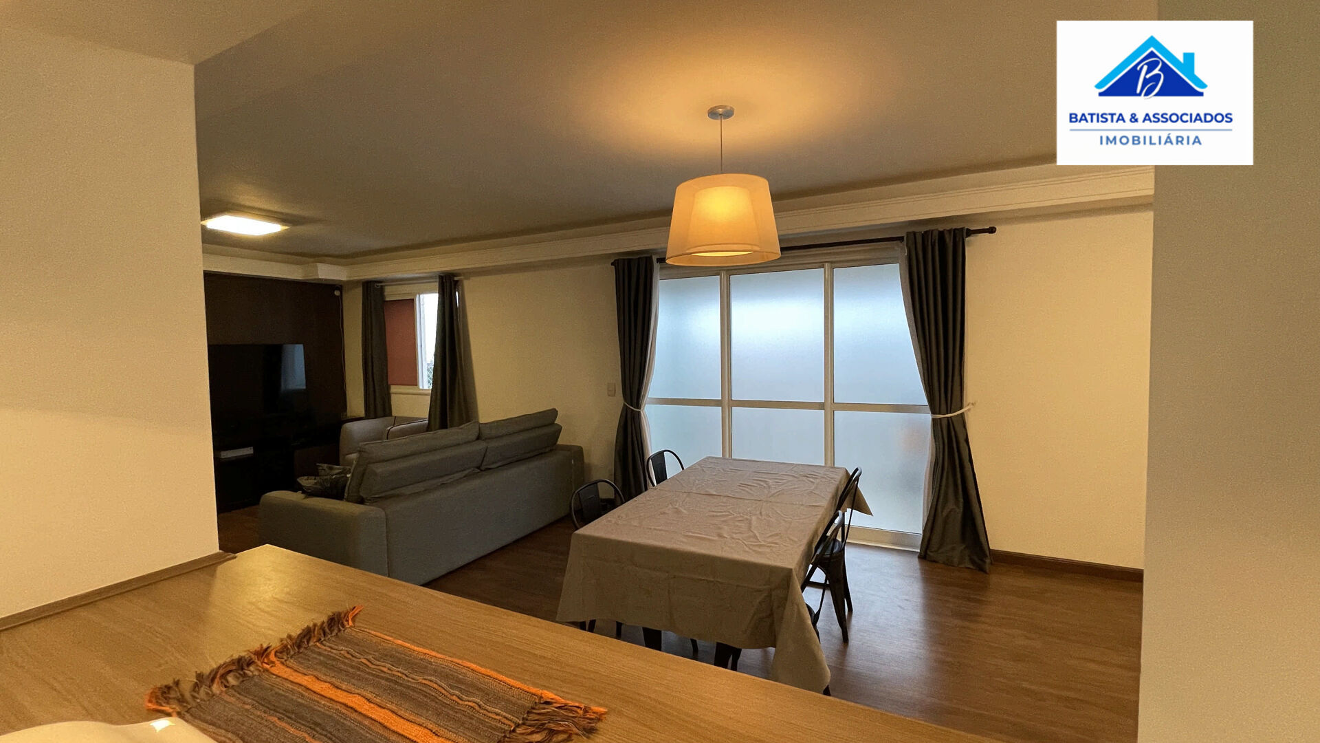 Apartamento à venda com 3 quartos, 111m² - Foto 6