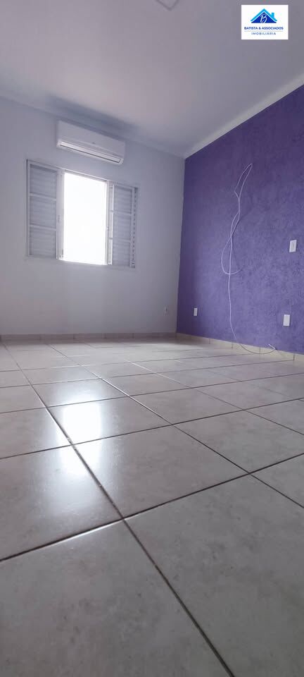 Casa à venda com 4 quartos, 240m² - Foto 8