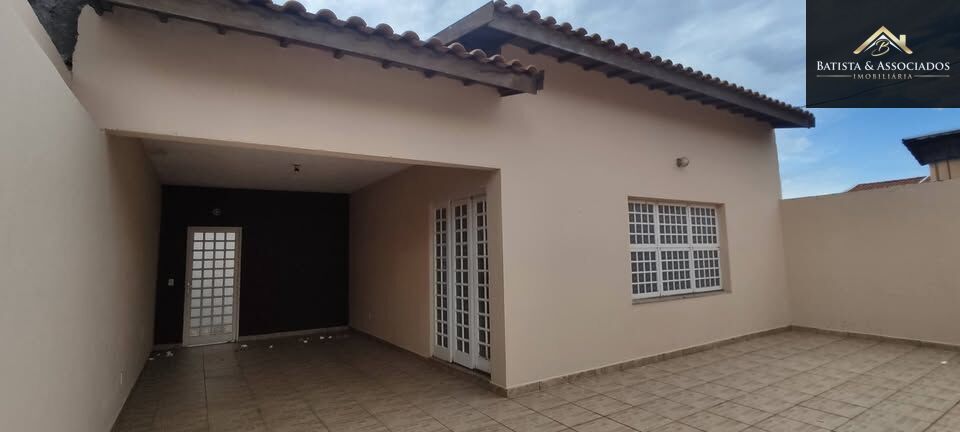 Casa, 4 quartos, 240 m² - Foto 2