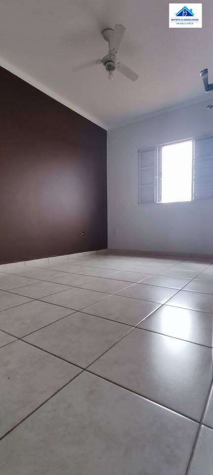 Casa à venda com 4 quartos, 240m² - Foto 6