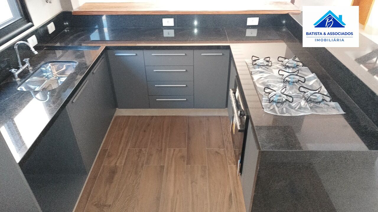 Casa de Condomínio à venda com 3 quartos, 201m² - Foto 4
