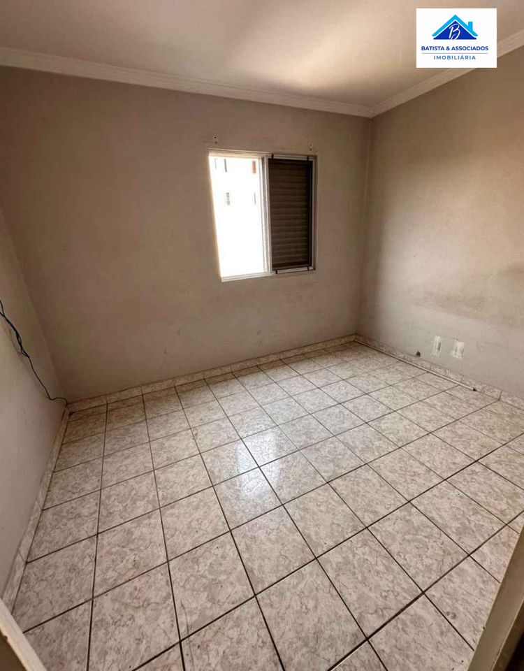 Apartamento à venda com 3 quartos, 80m² - Foto 4