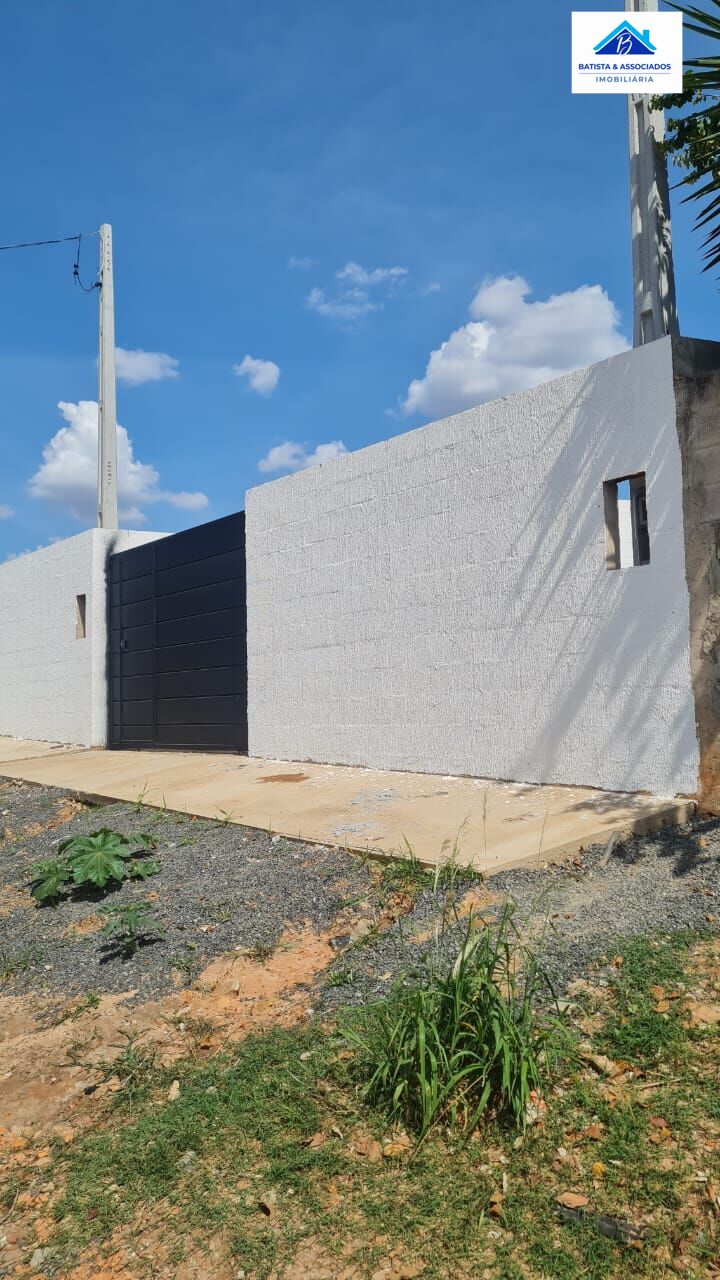 Fazenda à venda com 2 quartos, 200m² - Foto 1