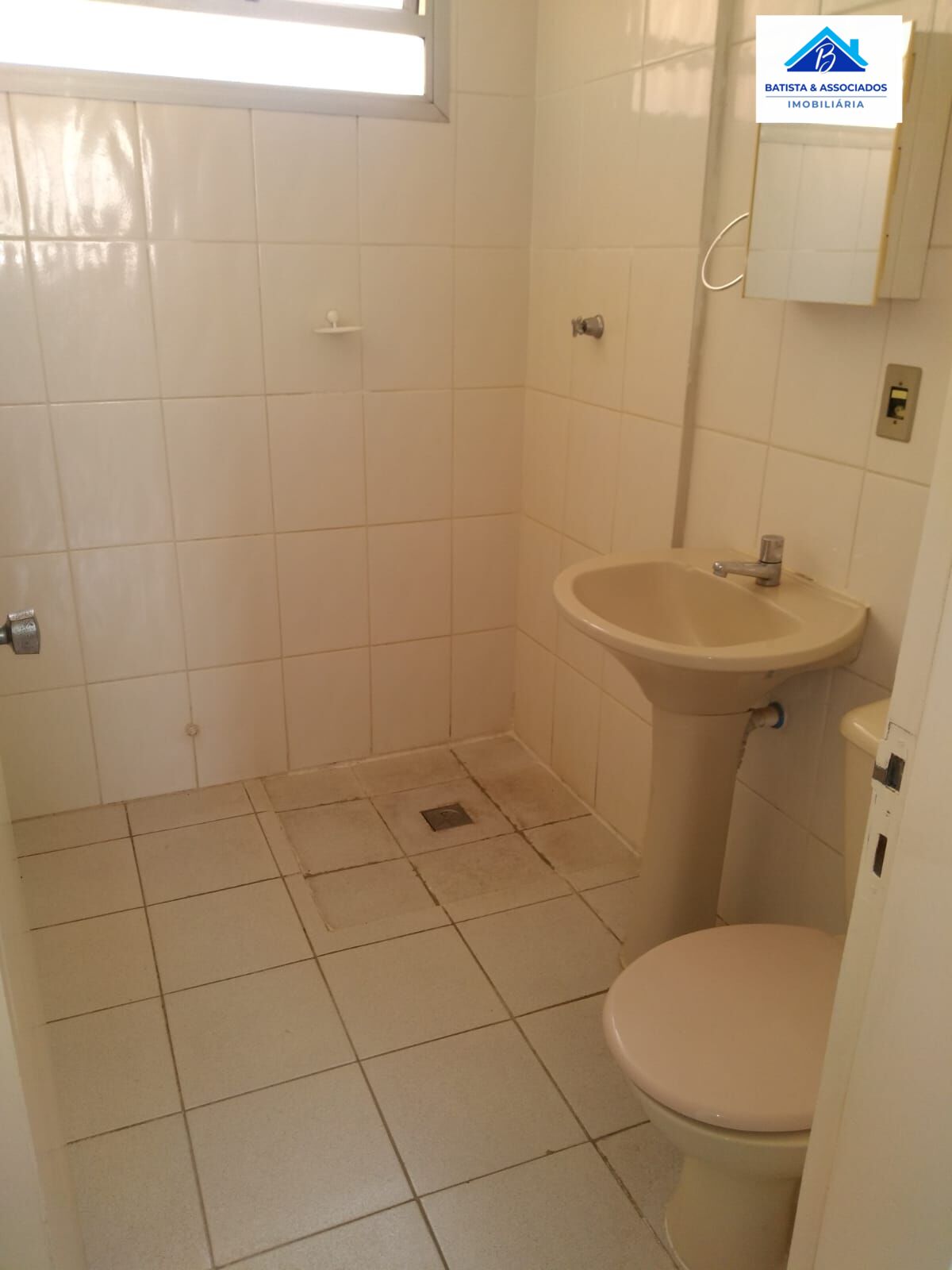 Apartamento à venda com 1 quarto, 44m² - Foto 3