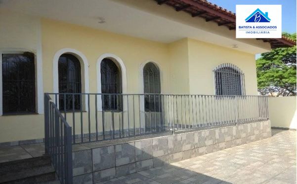 Casa, 3 quartos, 131 m² - Foto 1