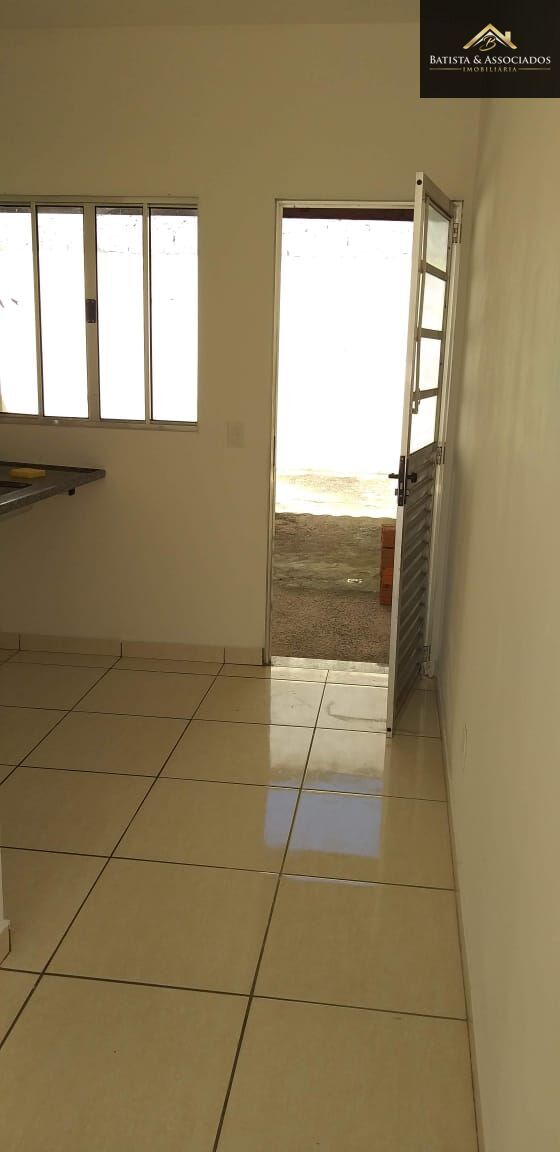 Casa, 2 quartos, 47 m² - Foto 2