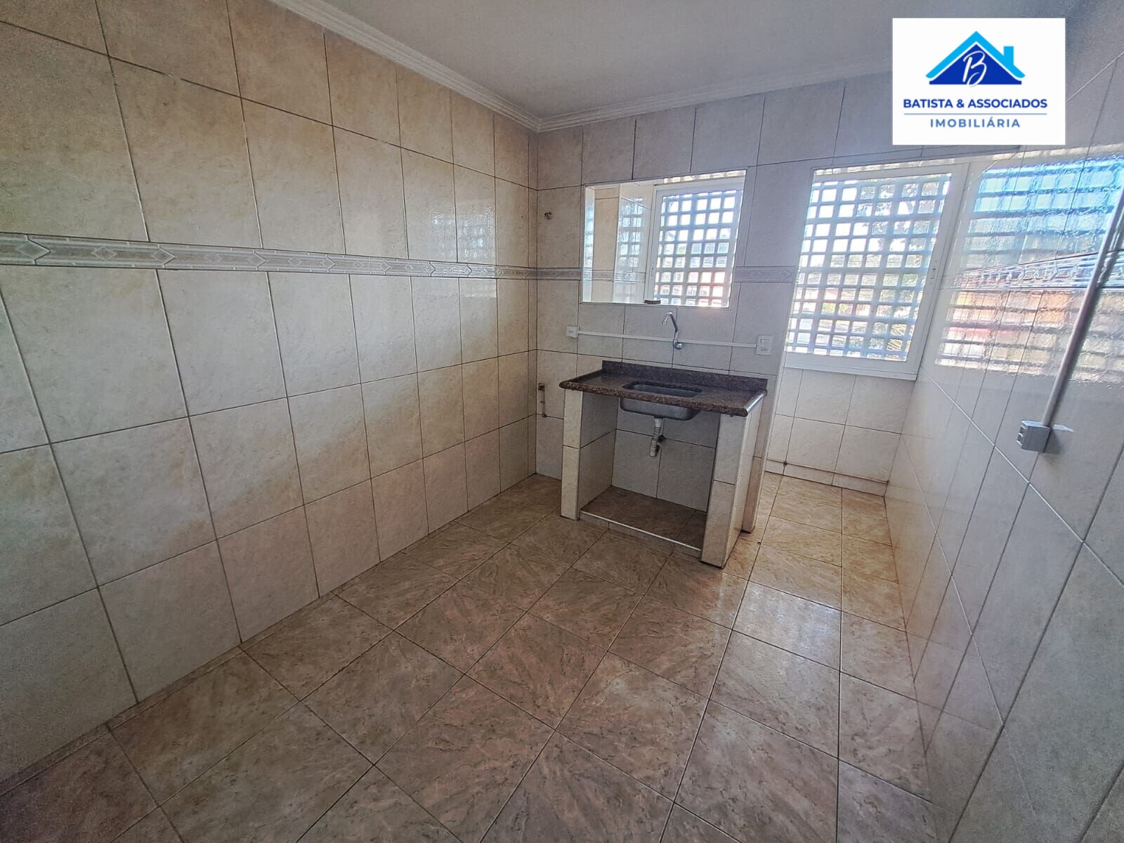 Apartamento à venda com 2 quartos, 62m² - Foto 3