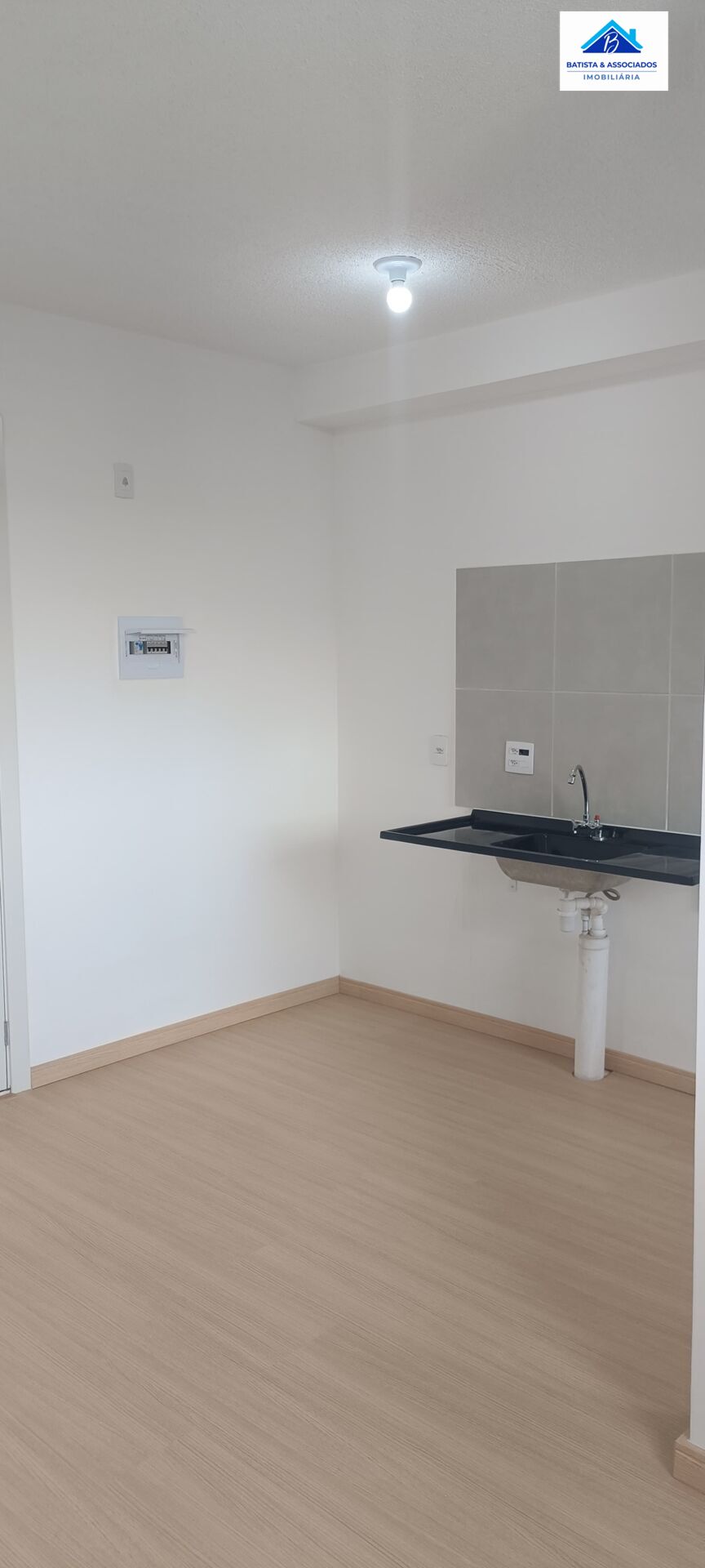 Apartamento à venda com 2 quartos, 37m² - Foto 2