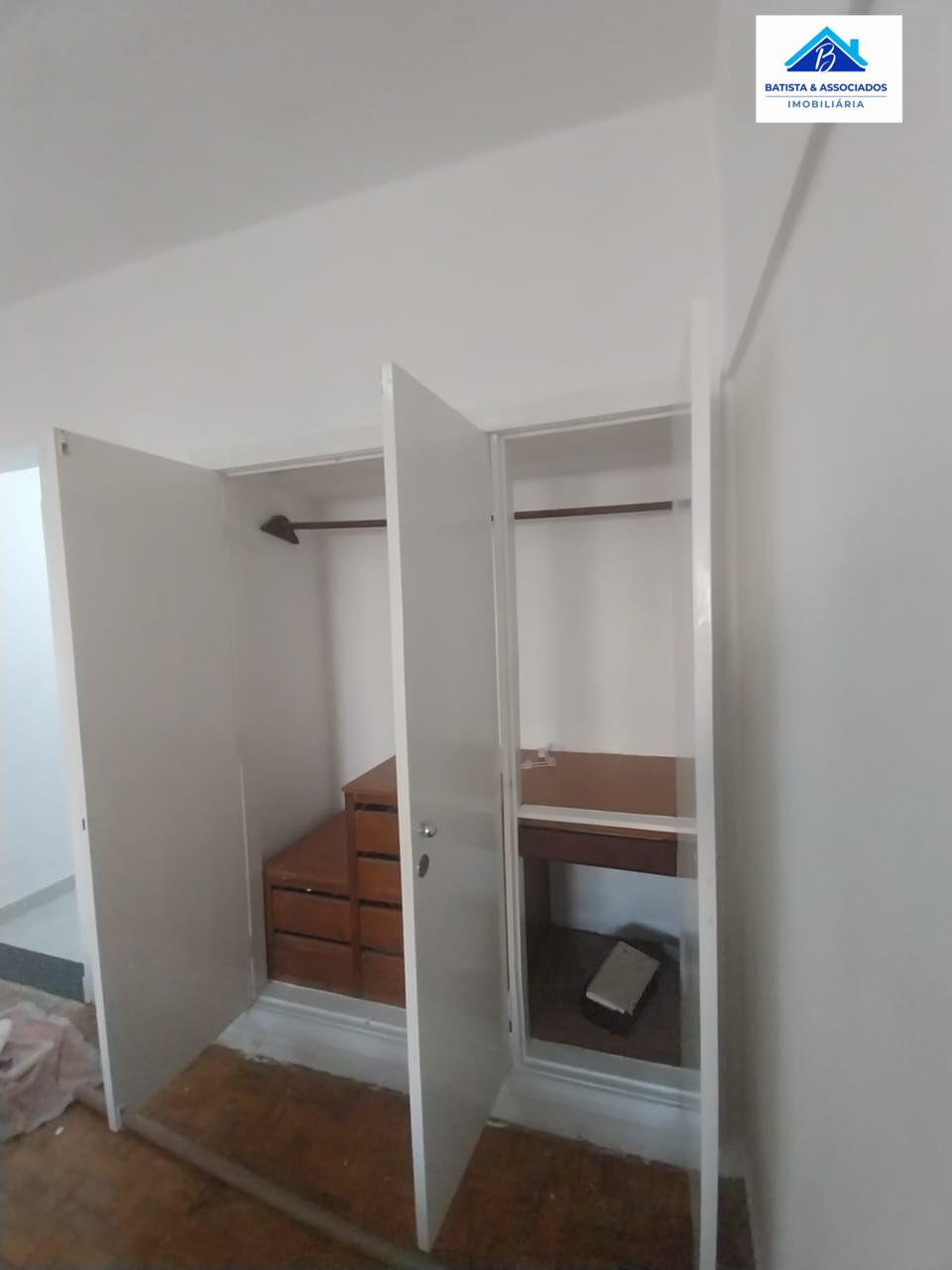 Apartamento à venda com 1 quarto, 41m² - Foto 2