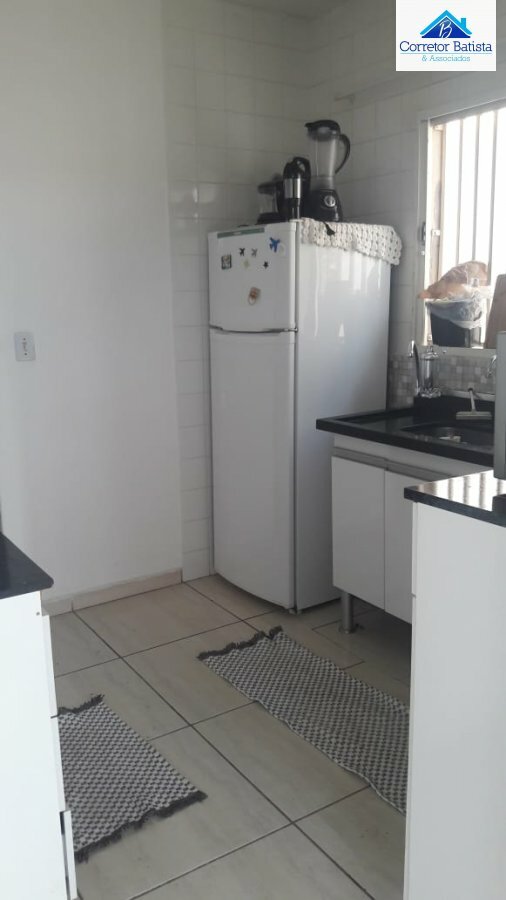 Casa à venda com 2 quartos, 70m² - Foto 6