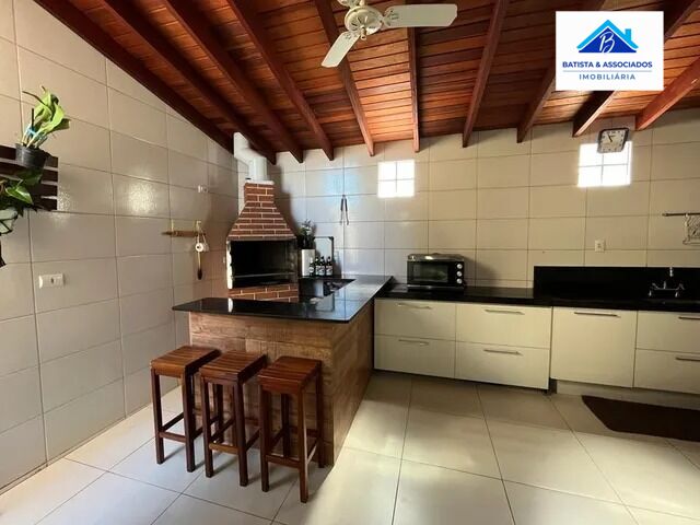 Casa à venda com 1 quarto, 132m² - Foto 5