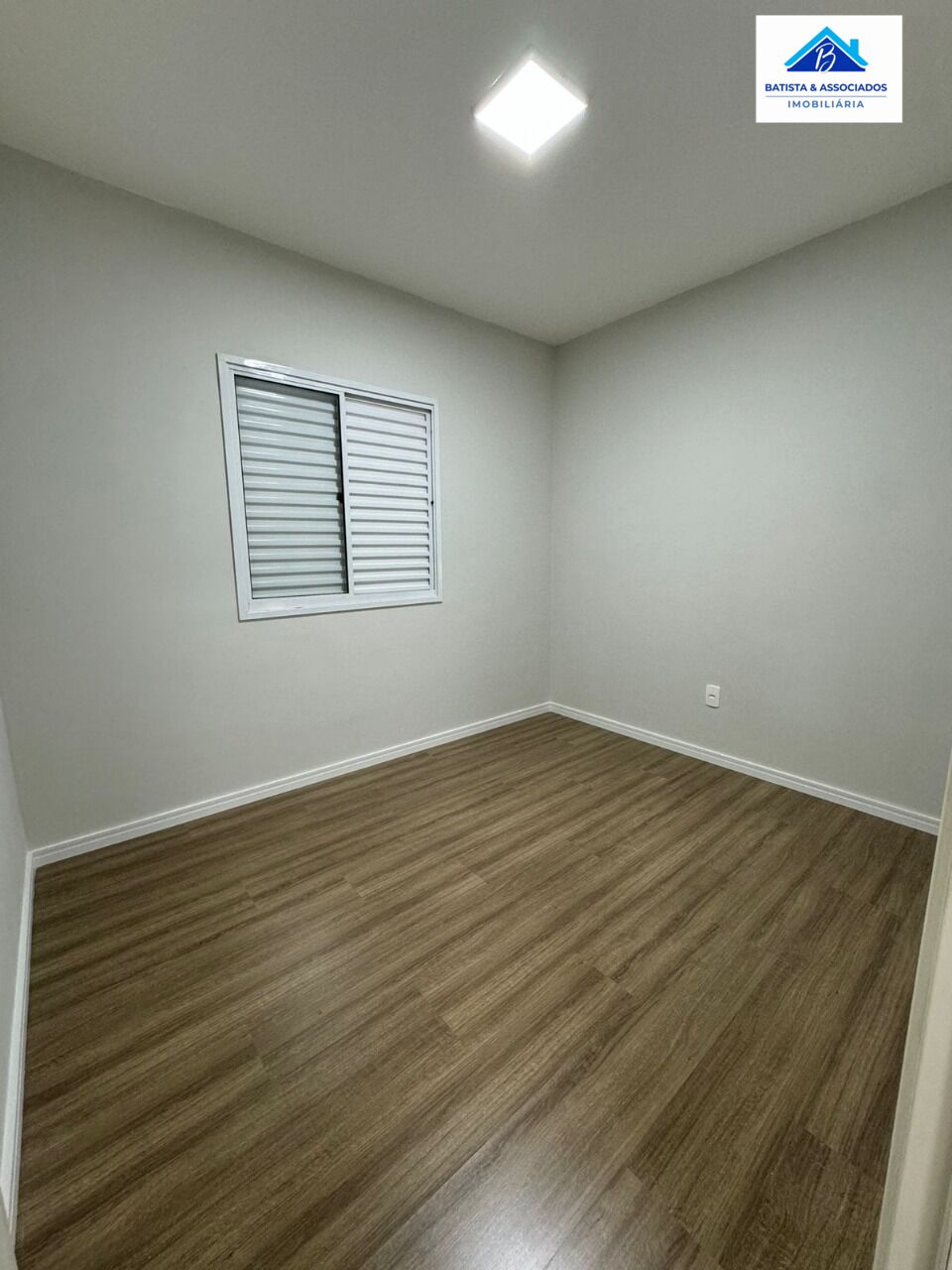 Apartamento à venda com 2 quartos, 42m² - Foto 3