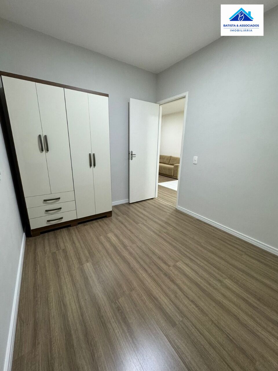 Apartamento à venda com 2 quartos, 42m² - Foto 4