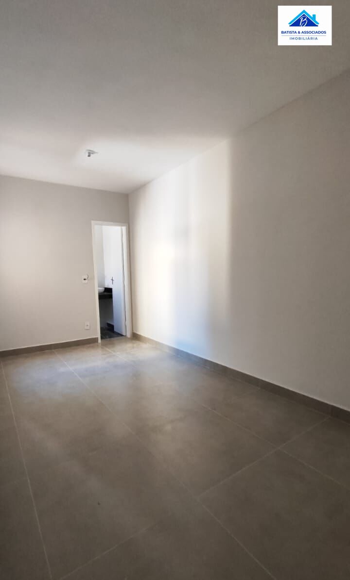 Casa à venda com 3 quartos, 76m² - Foto 9