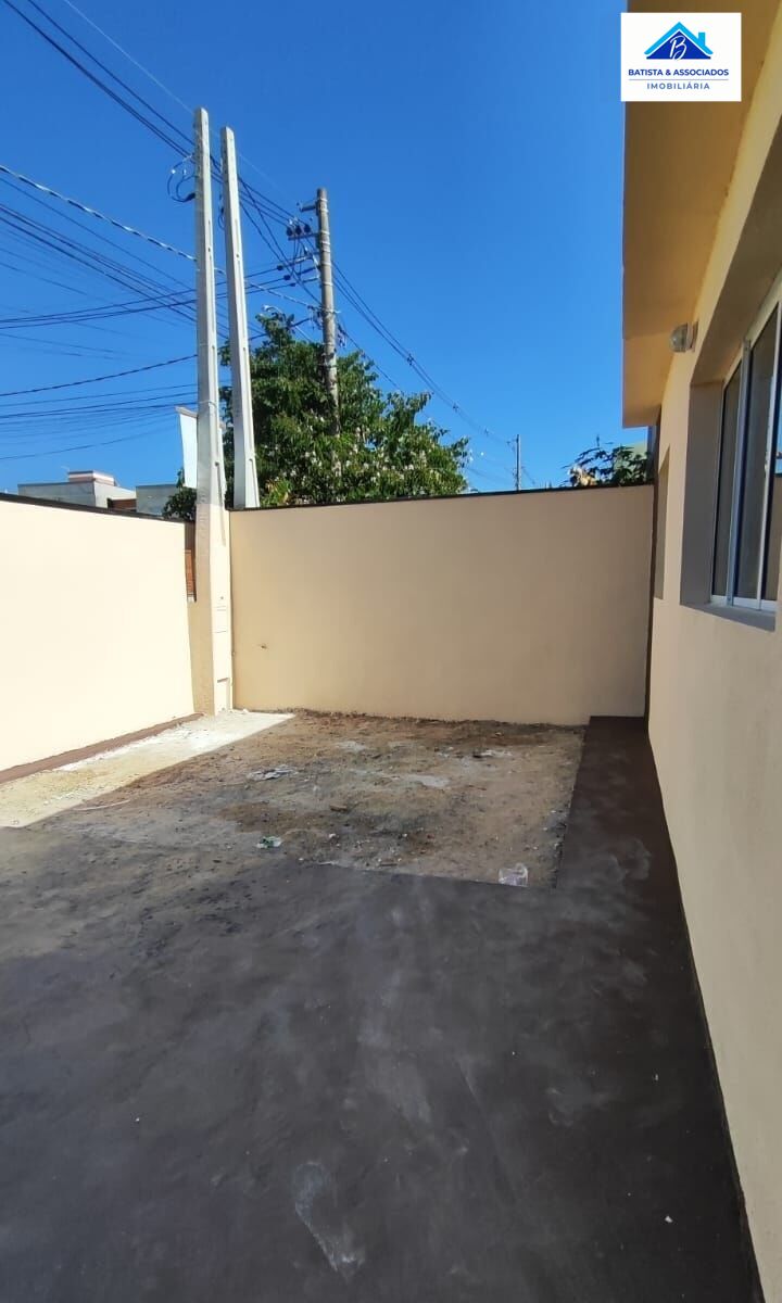 Casa à venda com 3 quartos, 76m² - Foto 3