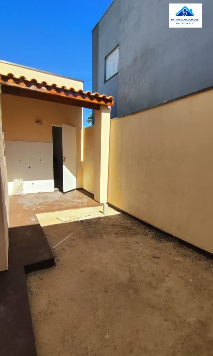 Casa à venda com 3 quartos, 76m² - Foto 17