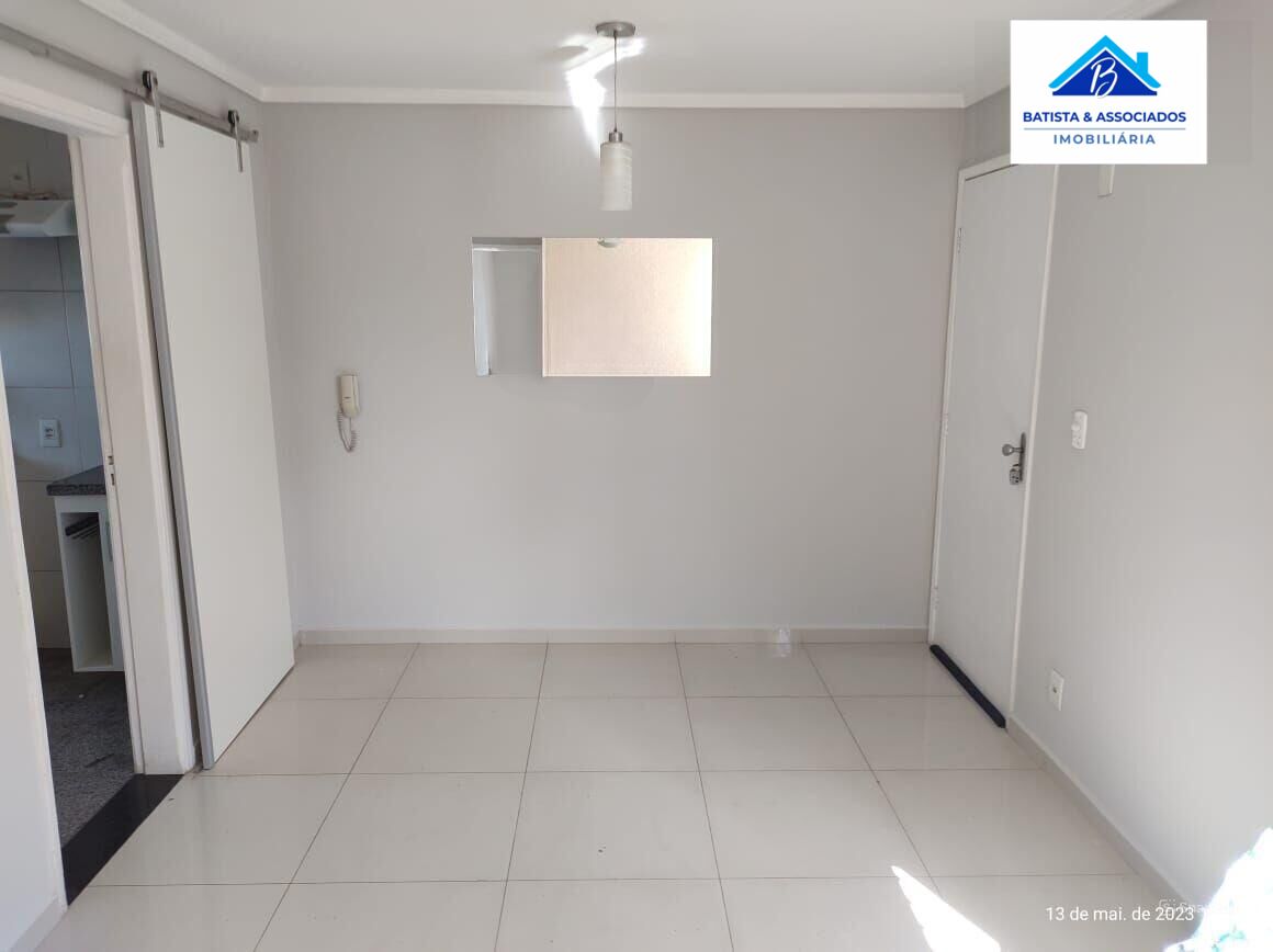 Apartamento à venda com 3 quartos, 79m² - Foto 2