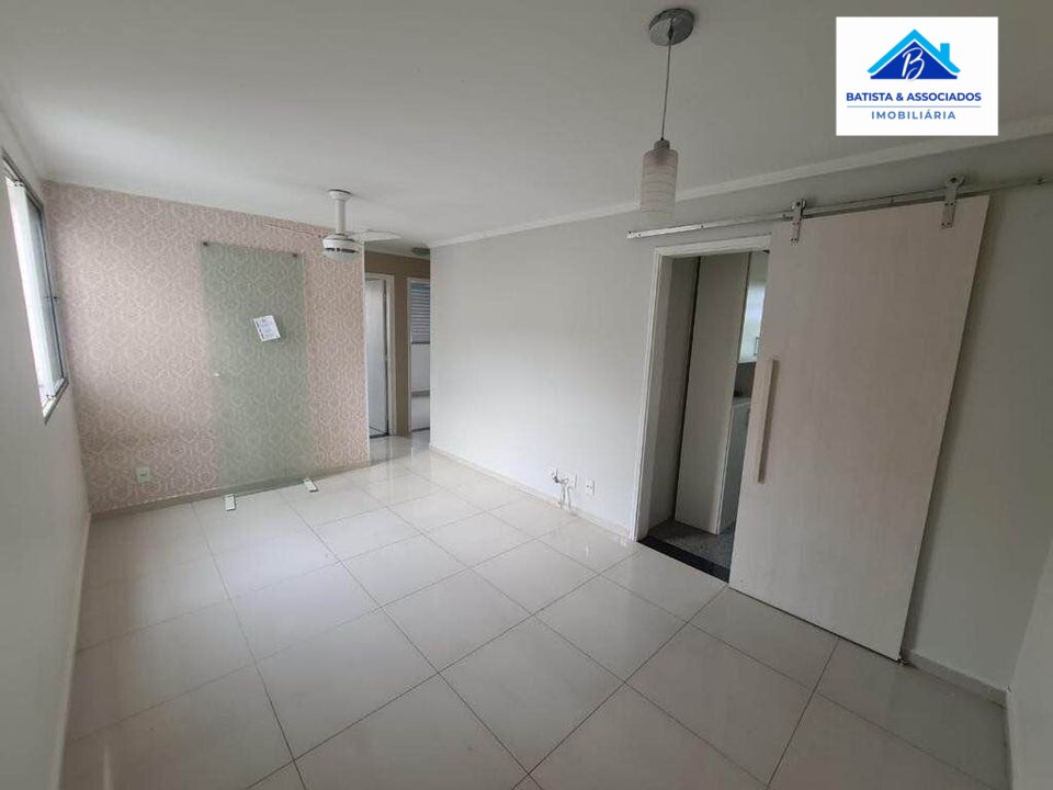 Apartamento à venda com 3 quartos, 79m² - Foto 1